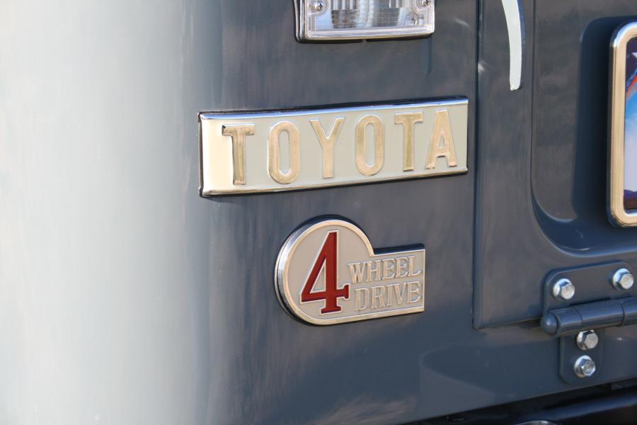  Toyota Land Cruiser 1970 года  (фото 10 из 25)